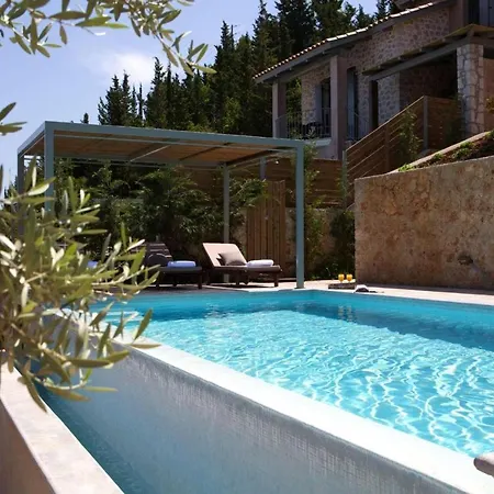 Aqua Terra Efta Πλωτό κατάλυμα